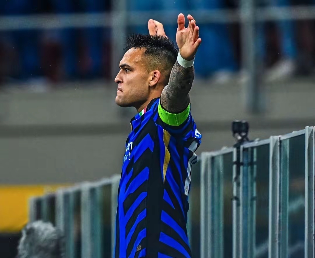 雷竞技竞猜关于这也行？Ming在巴黎圣日耳曼比赛中刷新纪录阿森纳扳平良机备战亚冠，国际米兰围绕法国杯外线爆发的信息