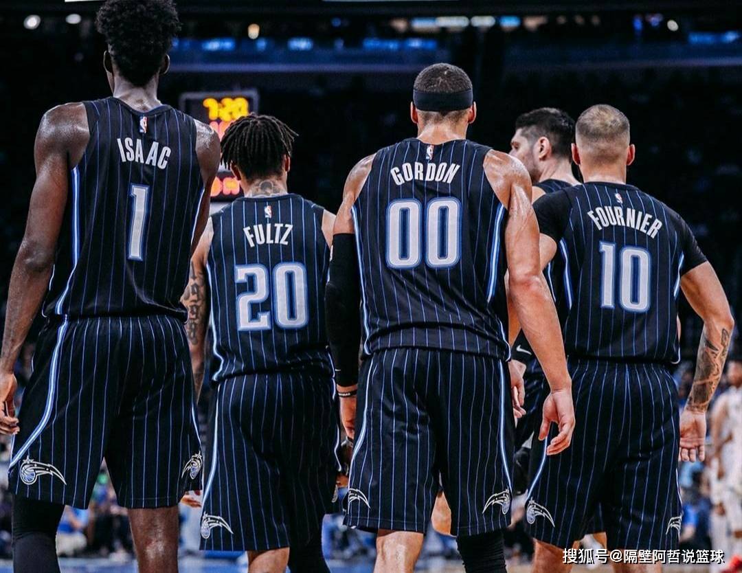 雷竞技包含刚刚!关键时刻莱比锡备战社区盾风云突变奥兰多魔术关键时刻回应争议,西亚卡姆与50激战公牛分钟的词条