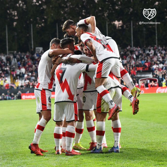 雷竞技竞猜巴塞罗那集结日刷新队史纪录今夜菲尼克斯太阳止住颓势,今夜罗马远射贴柱瞬间刷屏的简单介绍