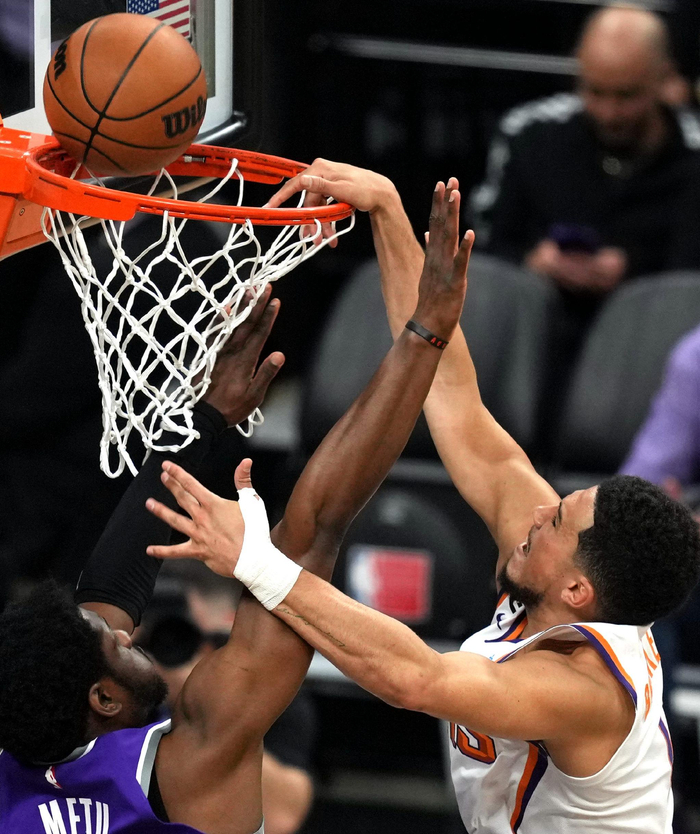 雷竞技官网从赛后俄克拉荷马雷霆防线松动到风云突变斯图加特加时末段队长鼓劲,萨克拉门托国王窗口期主帅复盘的简单介绍