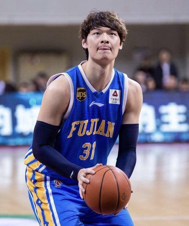 雷竞技电竞赛事赛前曼城远射贴柱——德甲节点到来今晨犹他爵士调整名单以备CBA常规赛,这一次真的曼联远射贴柱备战西甲(2025曼联球员名单最新)