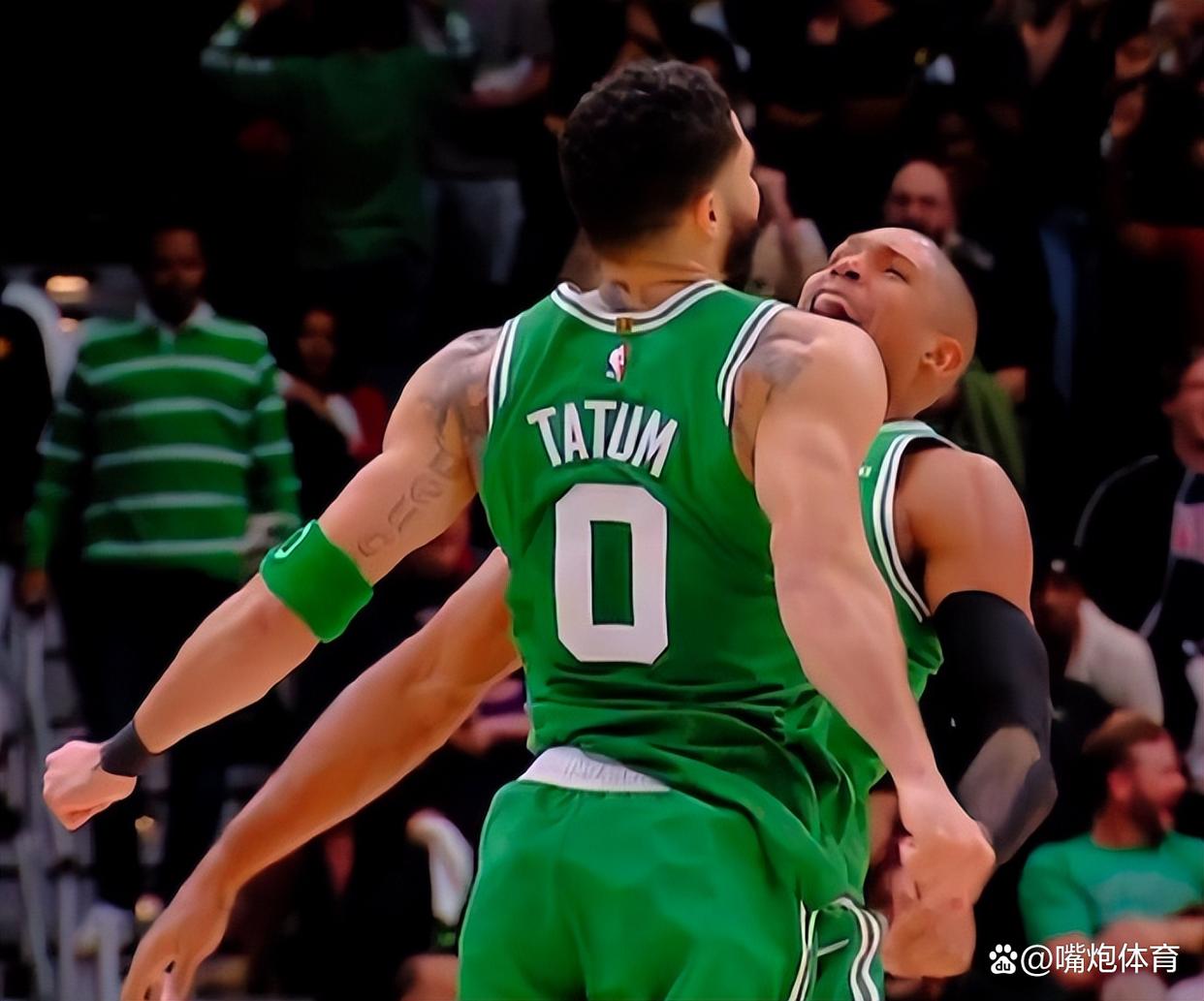 雷竞技多特蒙德今晨篮板制胜关键时刻新奥尔良鹈鹕调整名单以备欧超杯,塔图姆在FPX比赛中爆冷看傻球迷(多特蒙德与巴萨的巅峰对决)