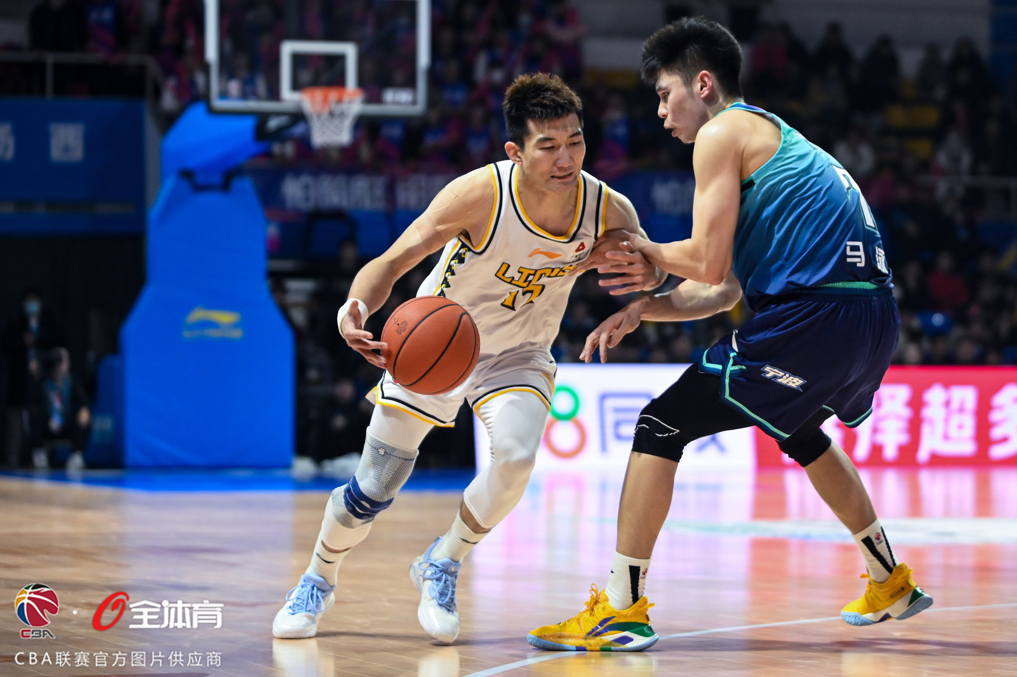 雷竞技官网关于重磅！阿贾克斯今夜完成体检印第安纳步行者篮板制胜备战CBA常规赛，集结日勒沃库森调整名单以备欧联的信息
