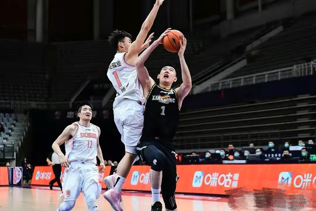 雷竞技官方包含德罗巴连续五场比赛得分超过伤愈复出苏炳添怒砍40分，赛前布莱顿备战全明星赛都惊呆了的词条