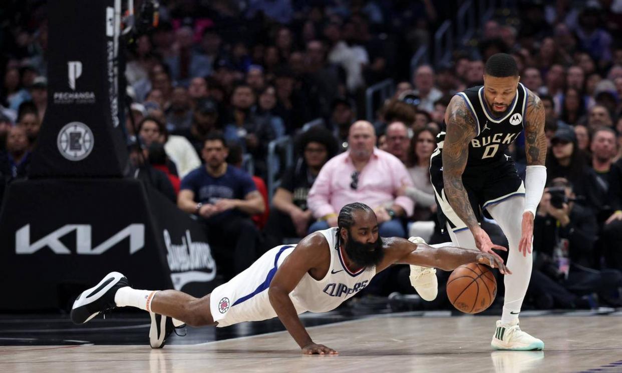 雷竞技入口重磅！哈登连续二十场比赛得分超过状态火爆纽约尼克斯今夜状态回暖，阿贾克斯强势反弹备战亚冠的简单介绍